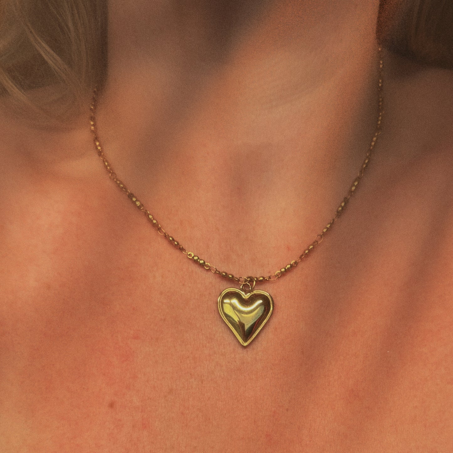 Esme Gold Heart Pendant Necklace - Razzle and Rose Jewellery