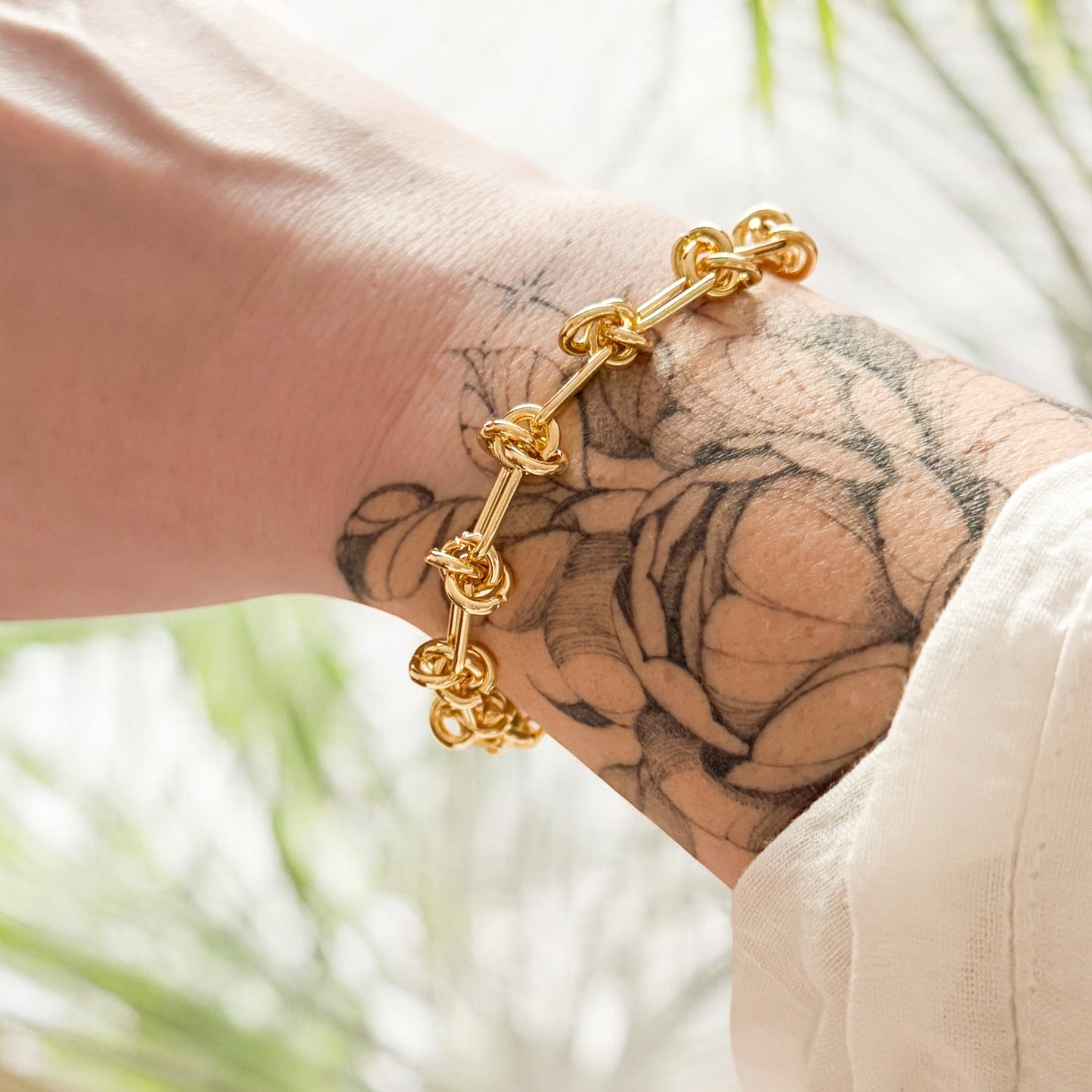 Savannah Gold Chunky Knot Chain Bracelet - Razzle and Rose Jewellery
