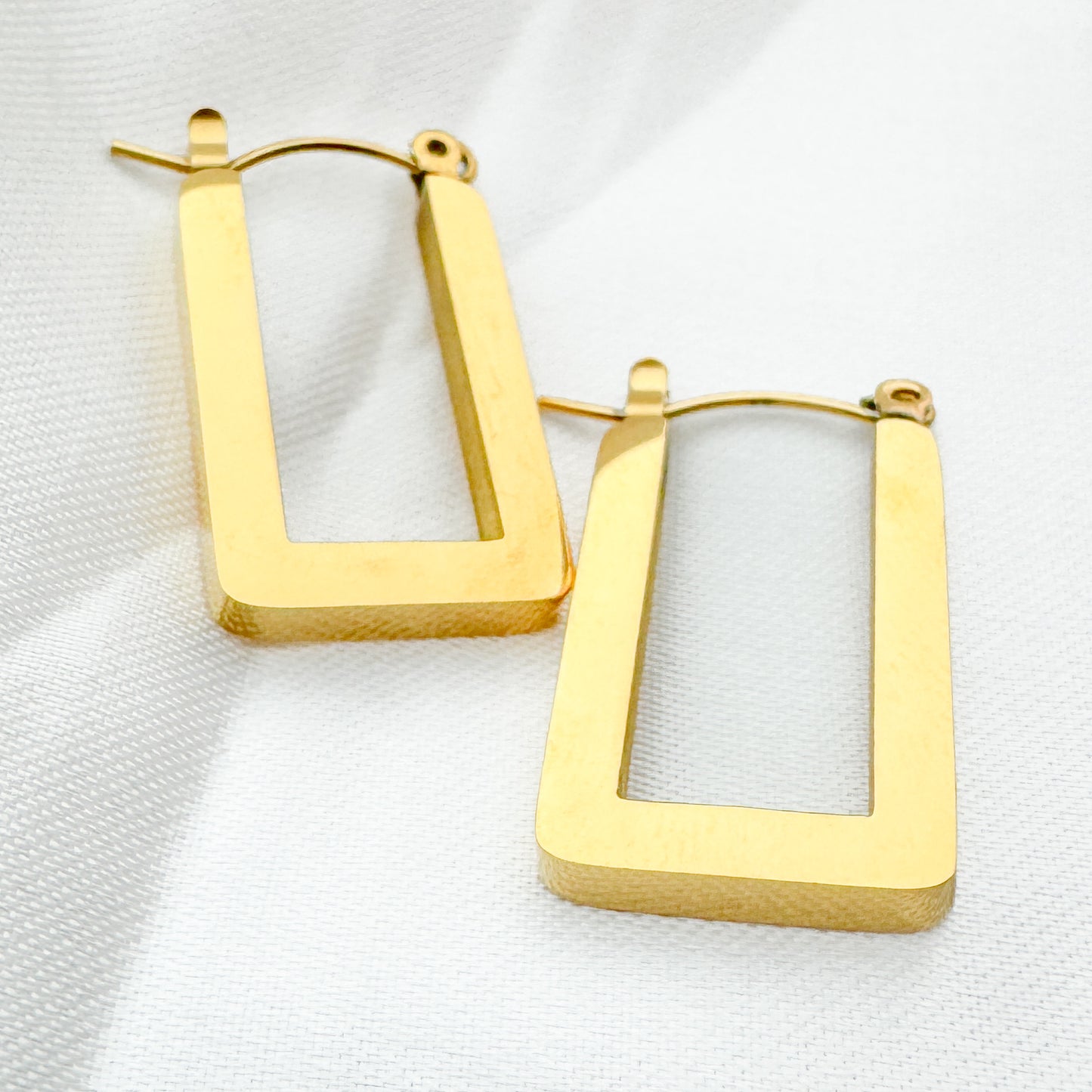 Loren Gold Rectangle Medium Hoop Earrings