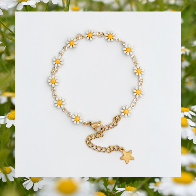 Flora Daisy Chain Gold Bracelet