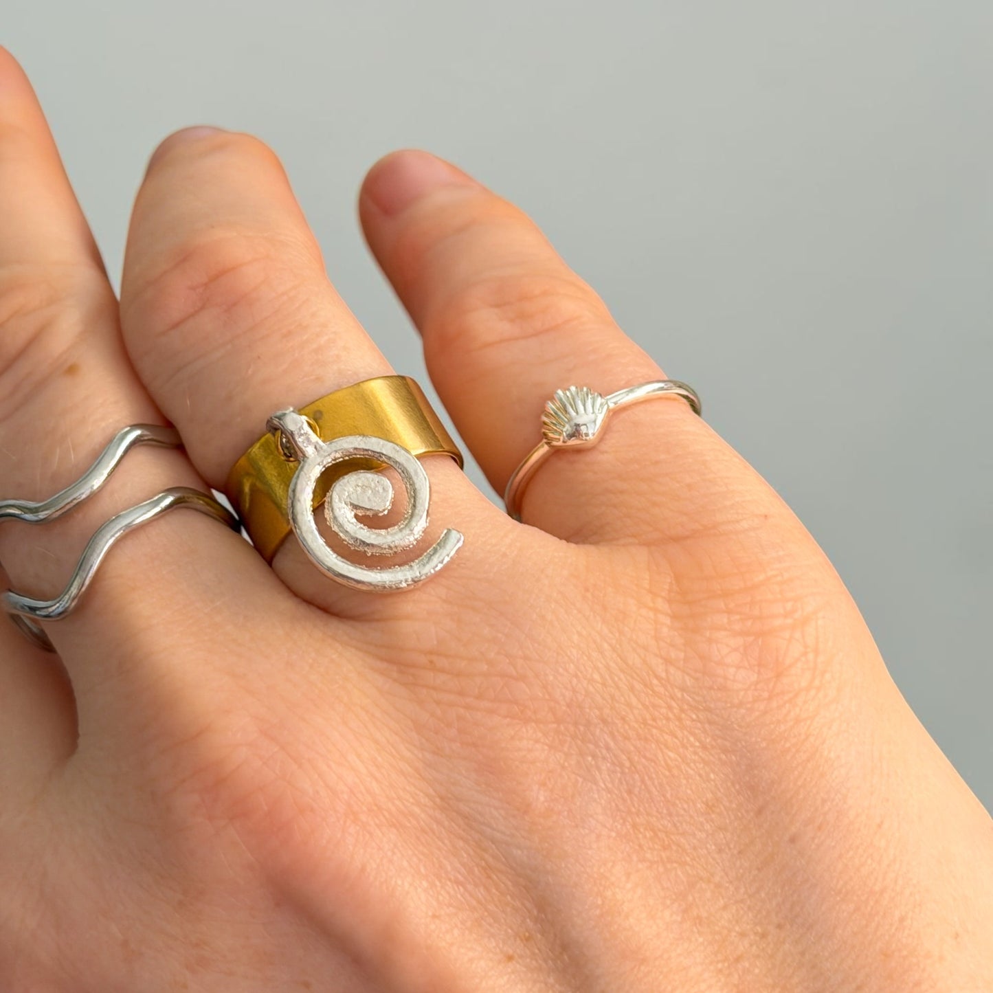 Hampton Silver Dainty Shell Ring