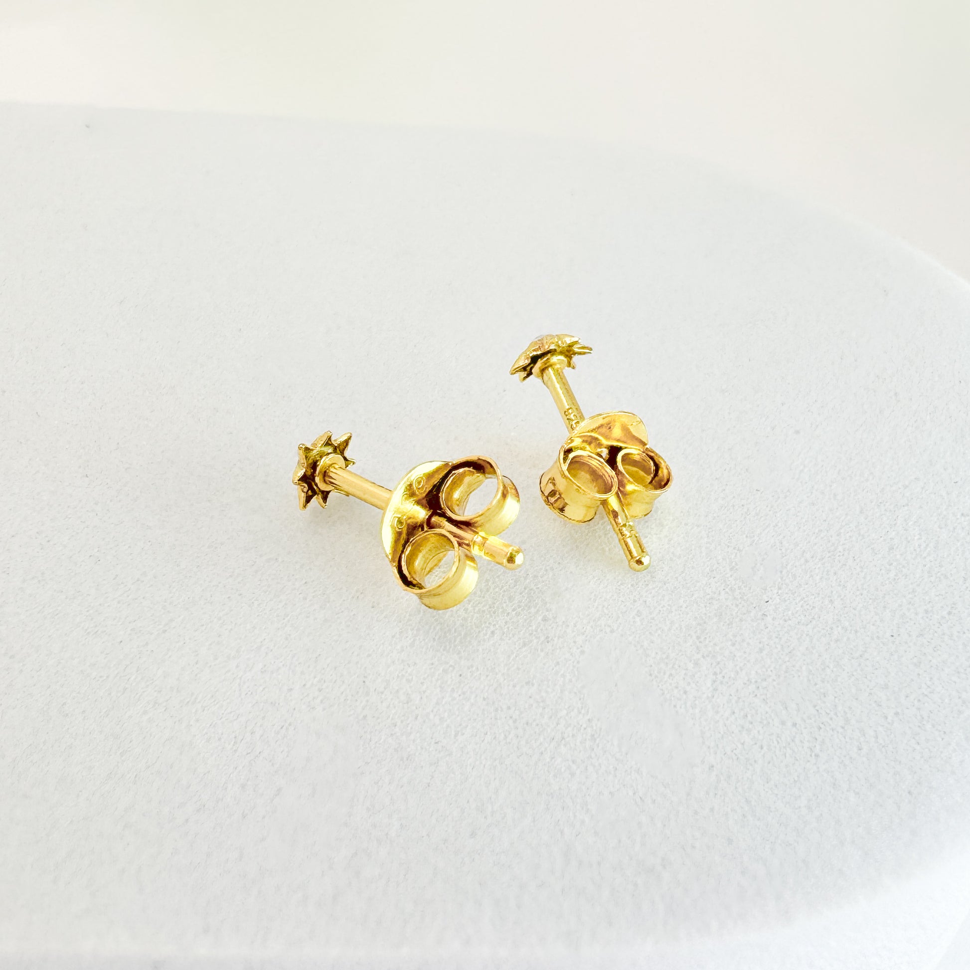 Cara Starburst Mini Gold Stud Earrings