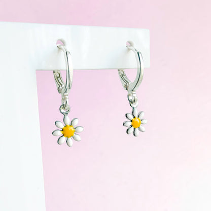 The Flora Silver Jewellery Bundle | Daisy Chain Necklace, Bracelet, Anklet + Earrings