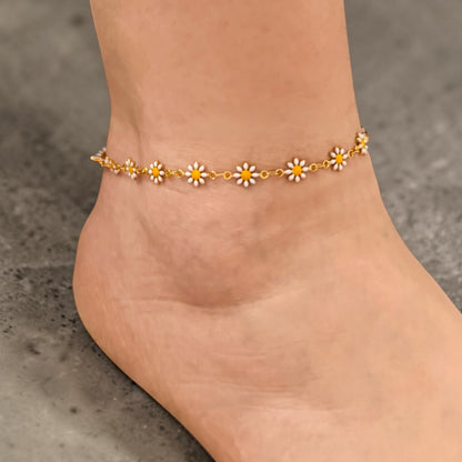 Flora Daisy Chain Gold Anklet
