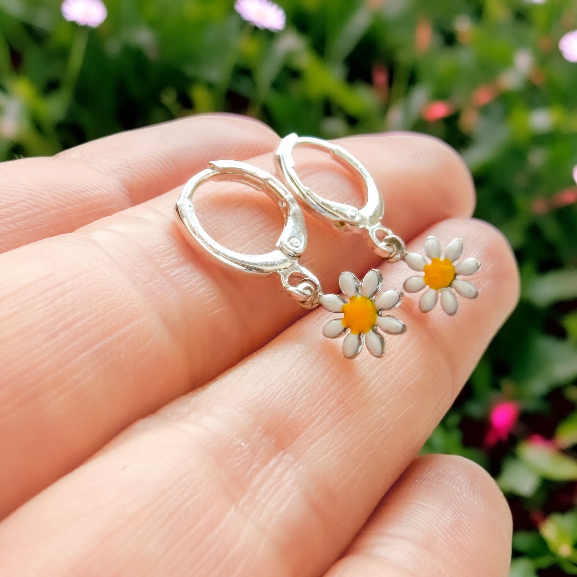 The Flora Silver Jewellery Bundle | Daisy Chain Necklace, Bracelet, Anklet + Earrings