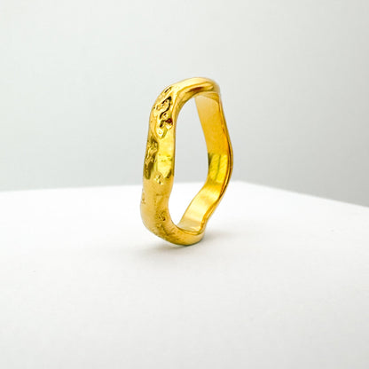 Inez Gold Wave Textured Ring - Razzle and Rose Jewellery