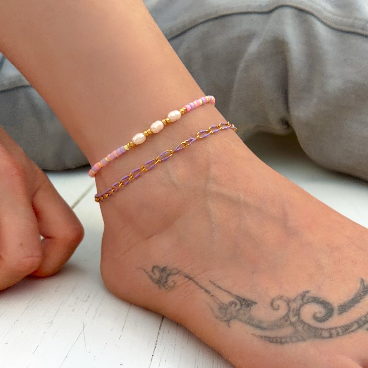 Aruba Gold Purple Chain Anklet