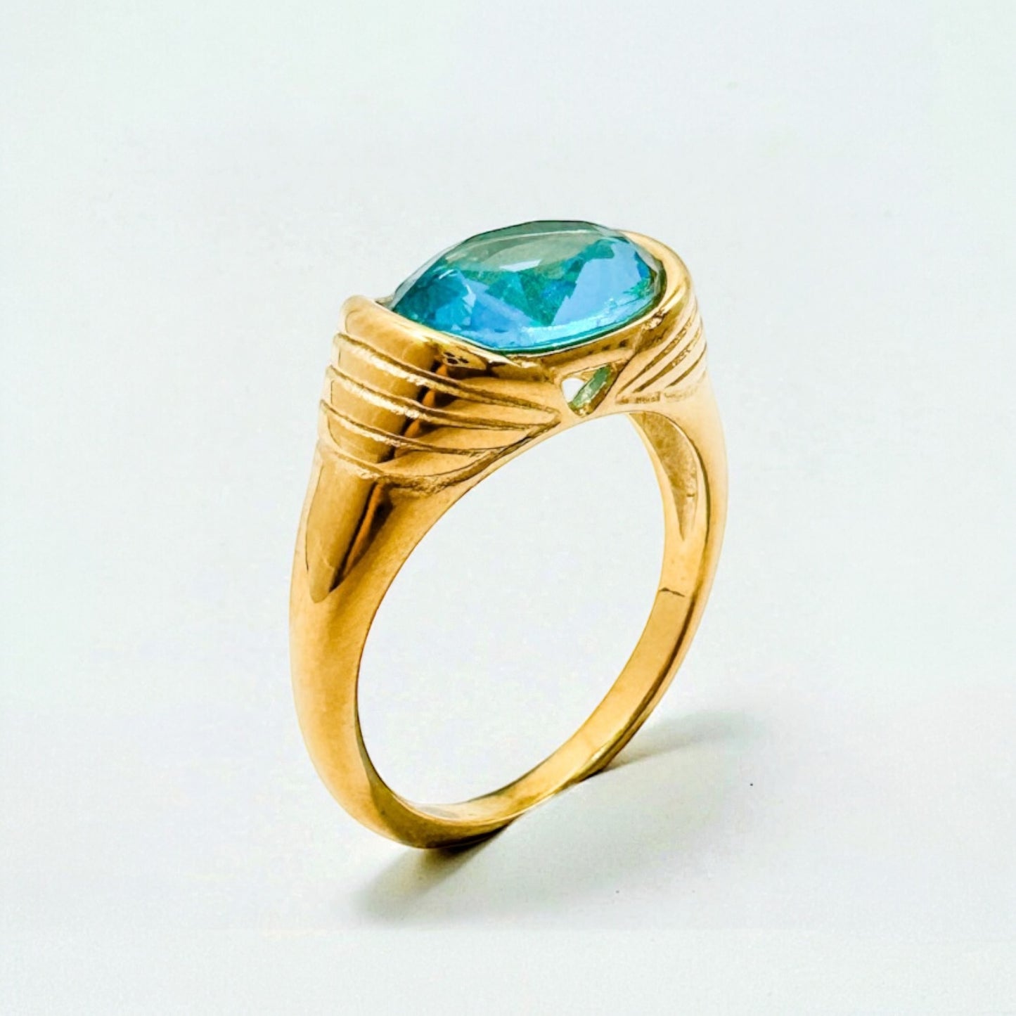 Saffy Blue Gemstone Statement Ring
