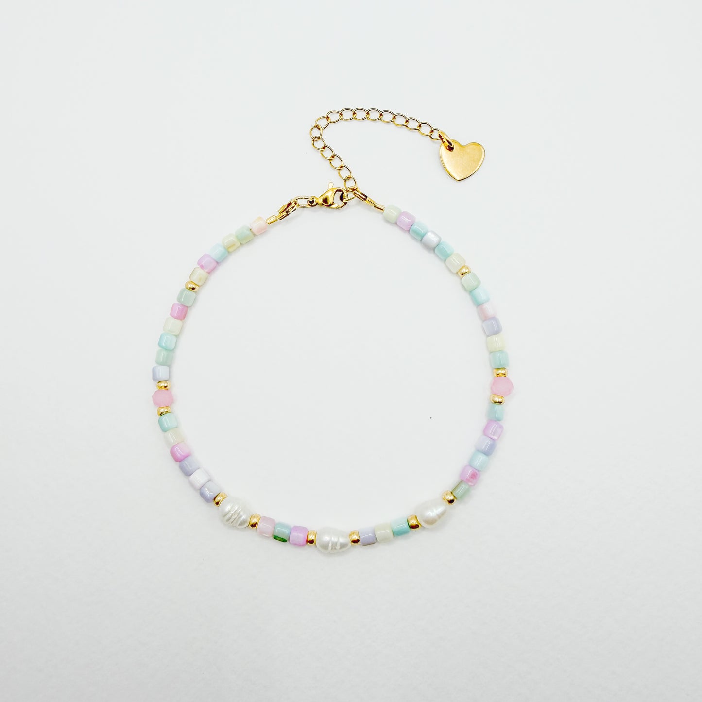 Belize Pastel Shell Pearl Beaded Bracelet