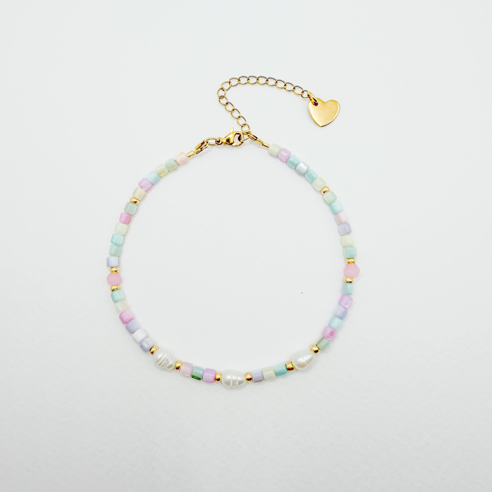Belize Pastel Shell Pearl Beaded Bracelet