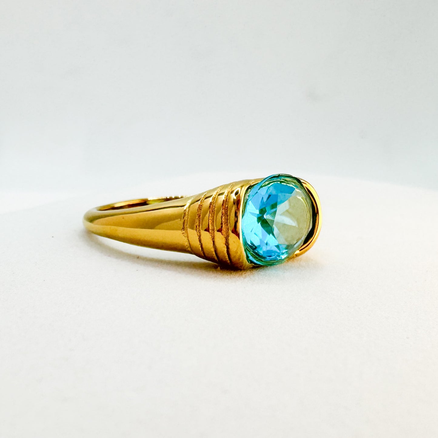 Saffy Blue Gemstone Statement Ring