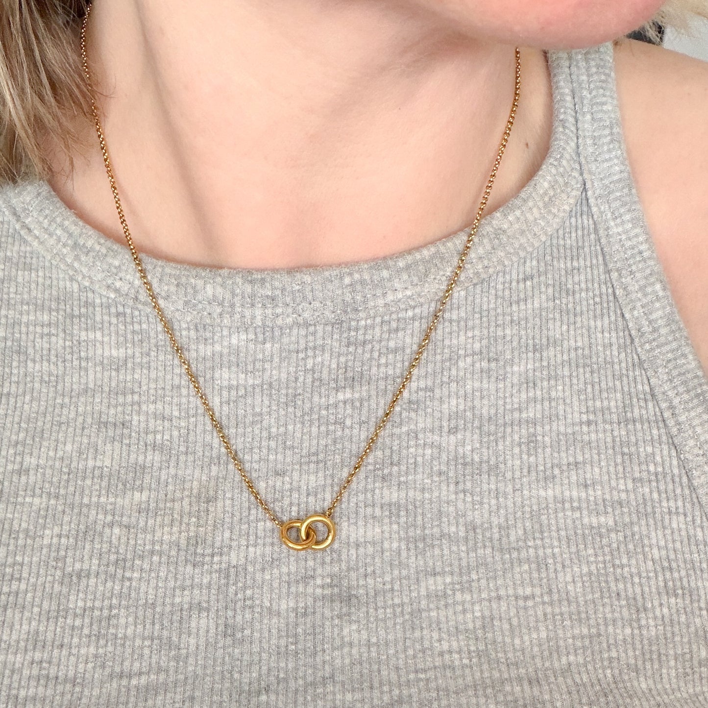 Interlocking Hoop Gold Pendant Necklace