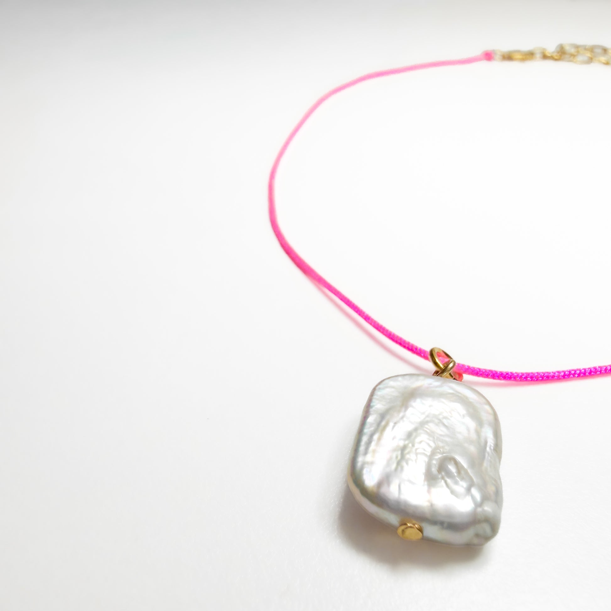 Cabo Dainty Cord Necklace with Pearl | Neon Pink | Lilac