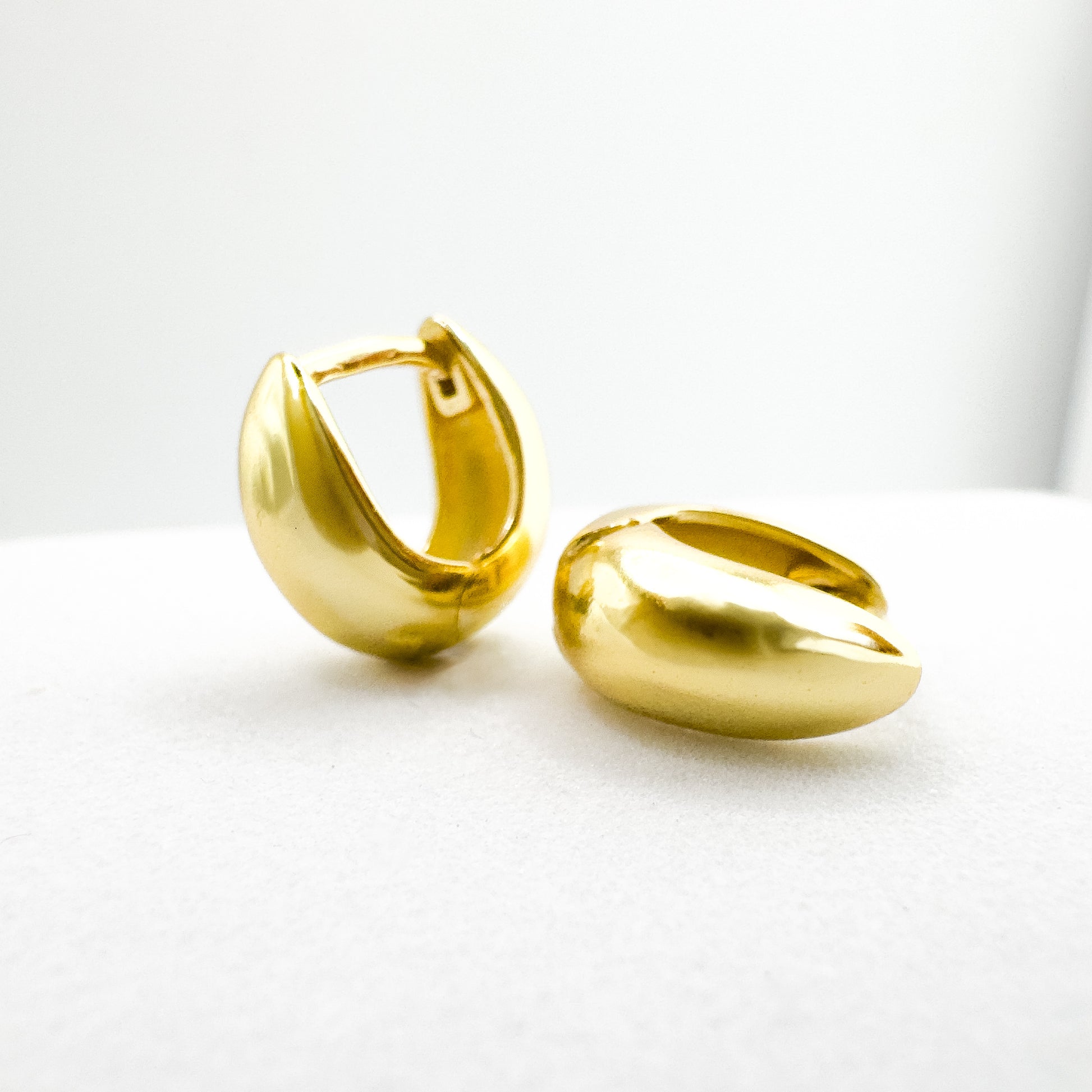 Cameron Chunky Gold Vermeil Mini Hoop Earrings