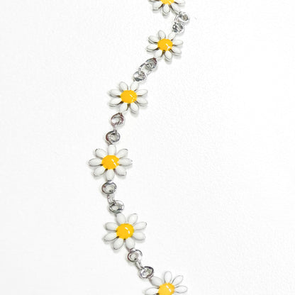 Flora Daisy Chain Silver Necklace