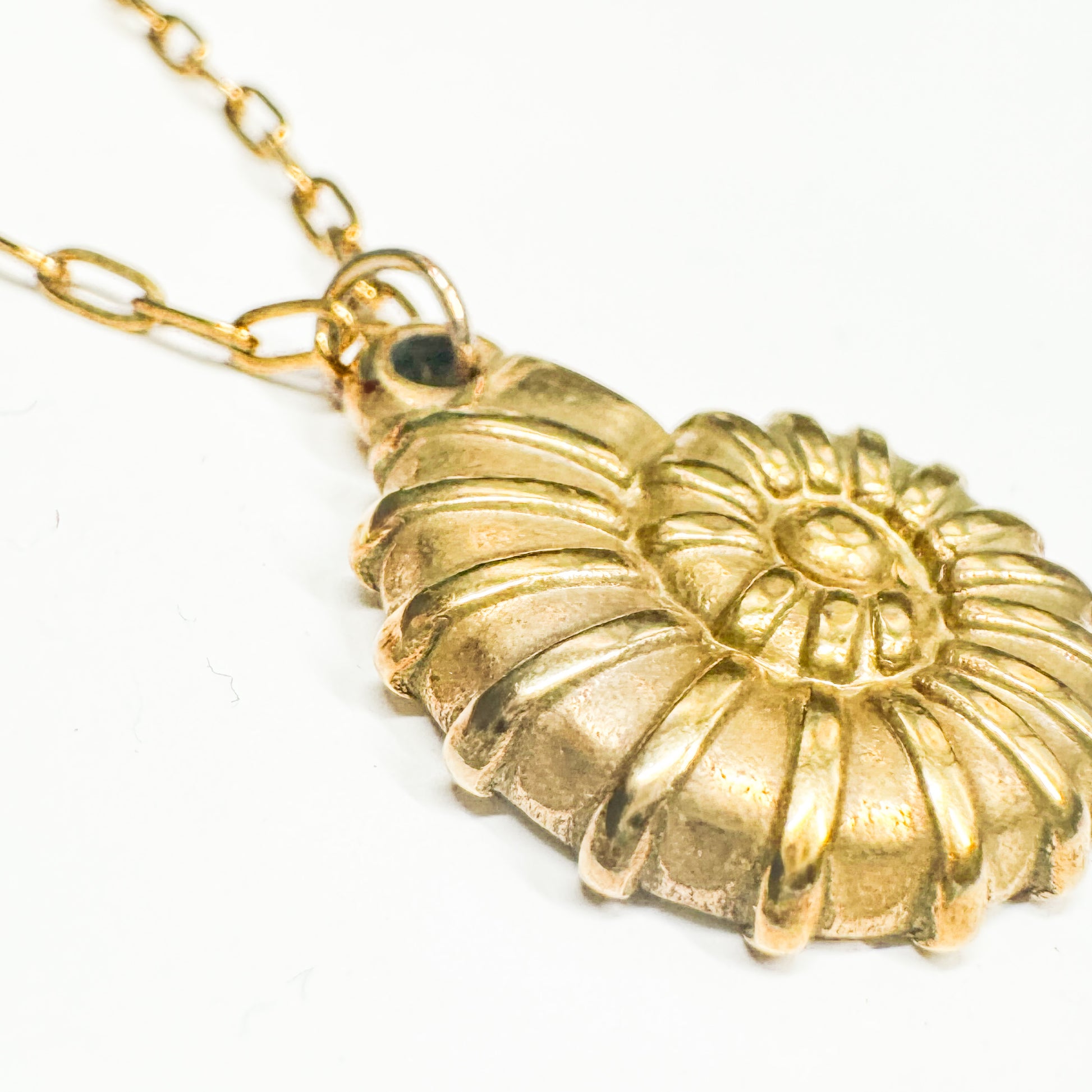 Isla Gold Spiral Shell Pendant Necklace