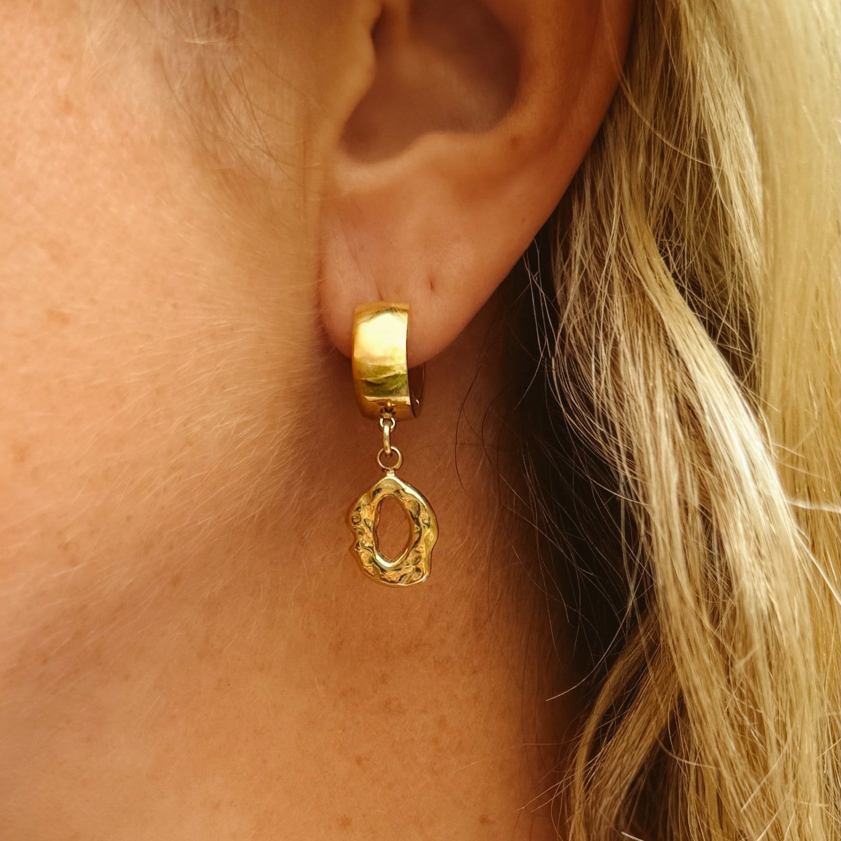 Nora Gold Hoops | Textured Oval Charm Small Hoop Earrings