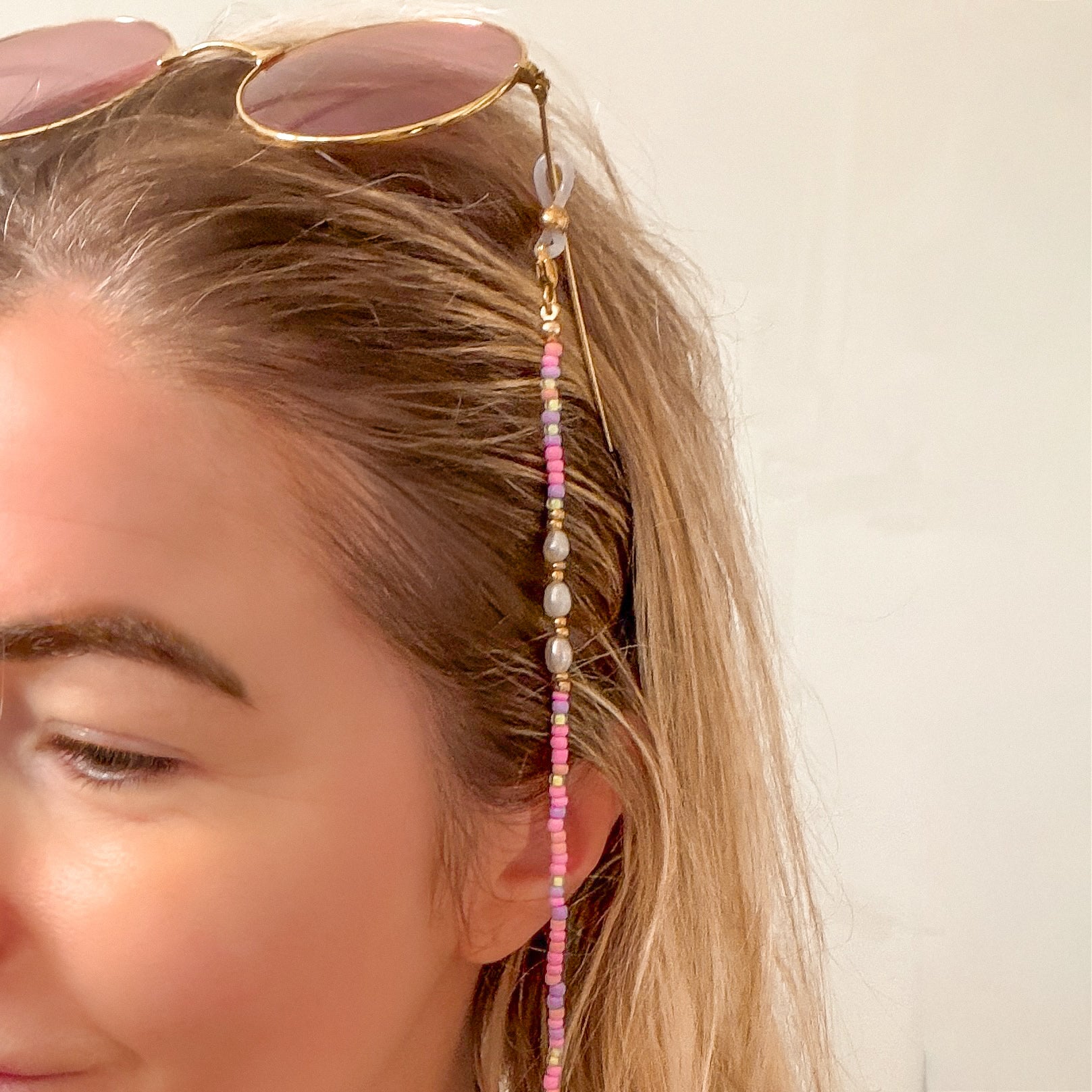 Salerno Candy Pearl Glasses Chain