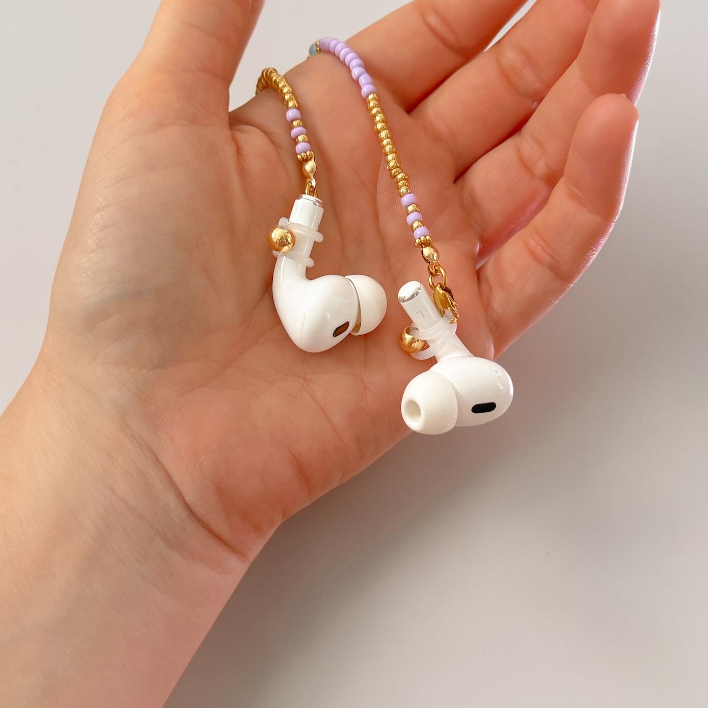 Salina Lilac Gemstone Glasses Chain