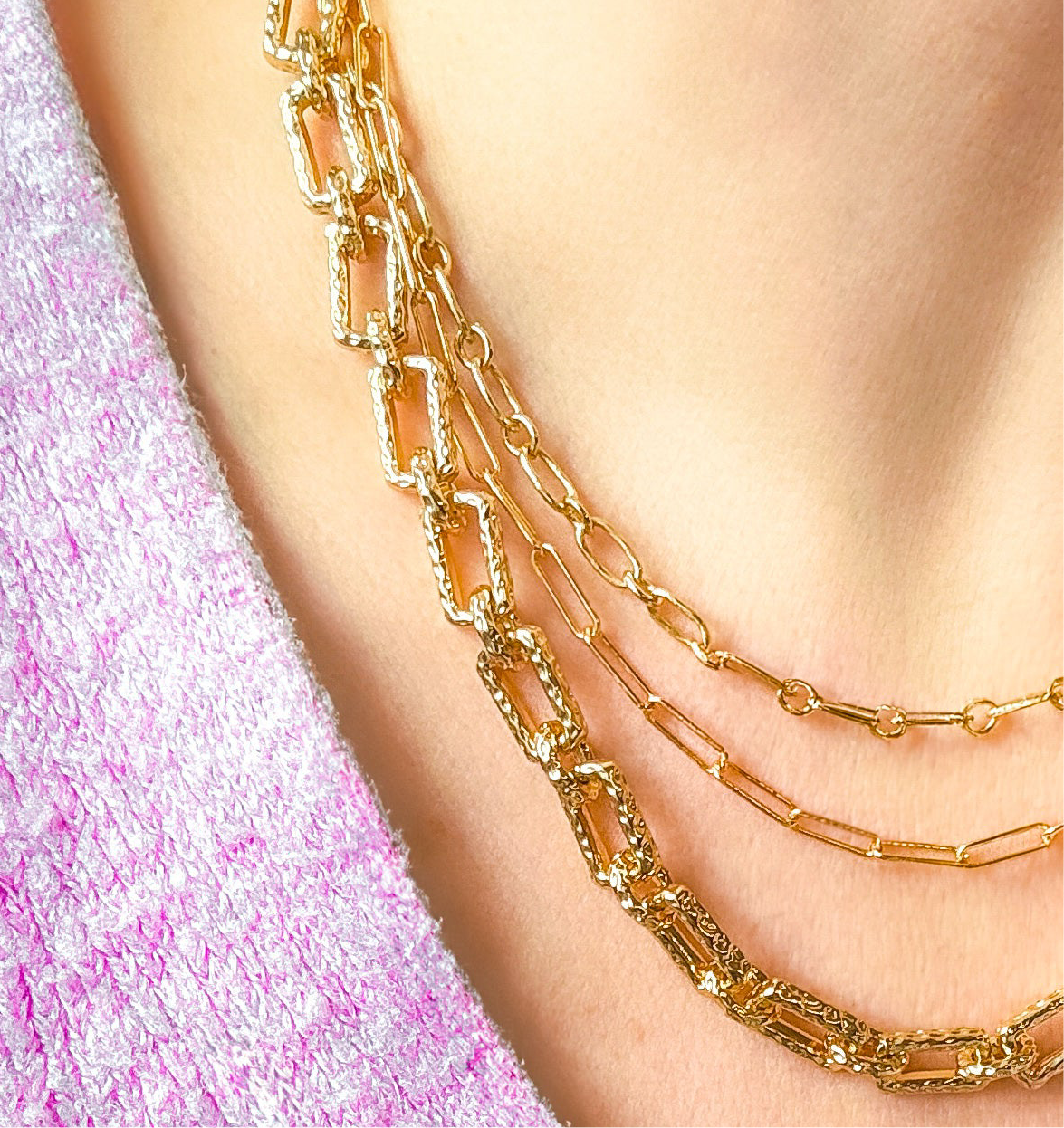 Sara Gold Oval Chain Necklace