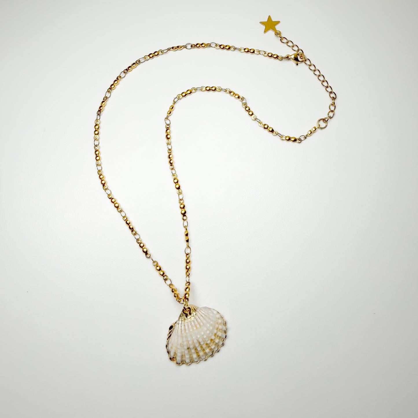 Sorrento Shell Pendant Necklace
