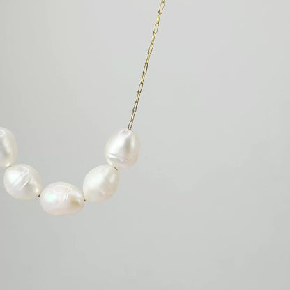 Dainty Pearl Gold Chain Necklace